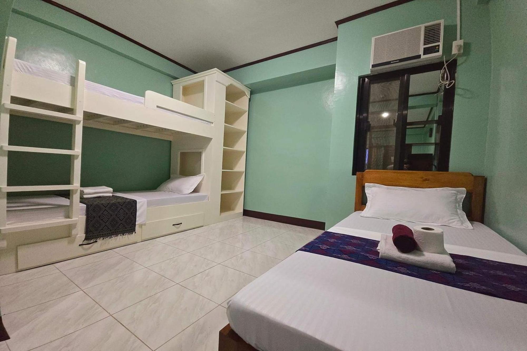 Nober Pension House City Center Puerto Princesa ภายนอก รูปภาพ