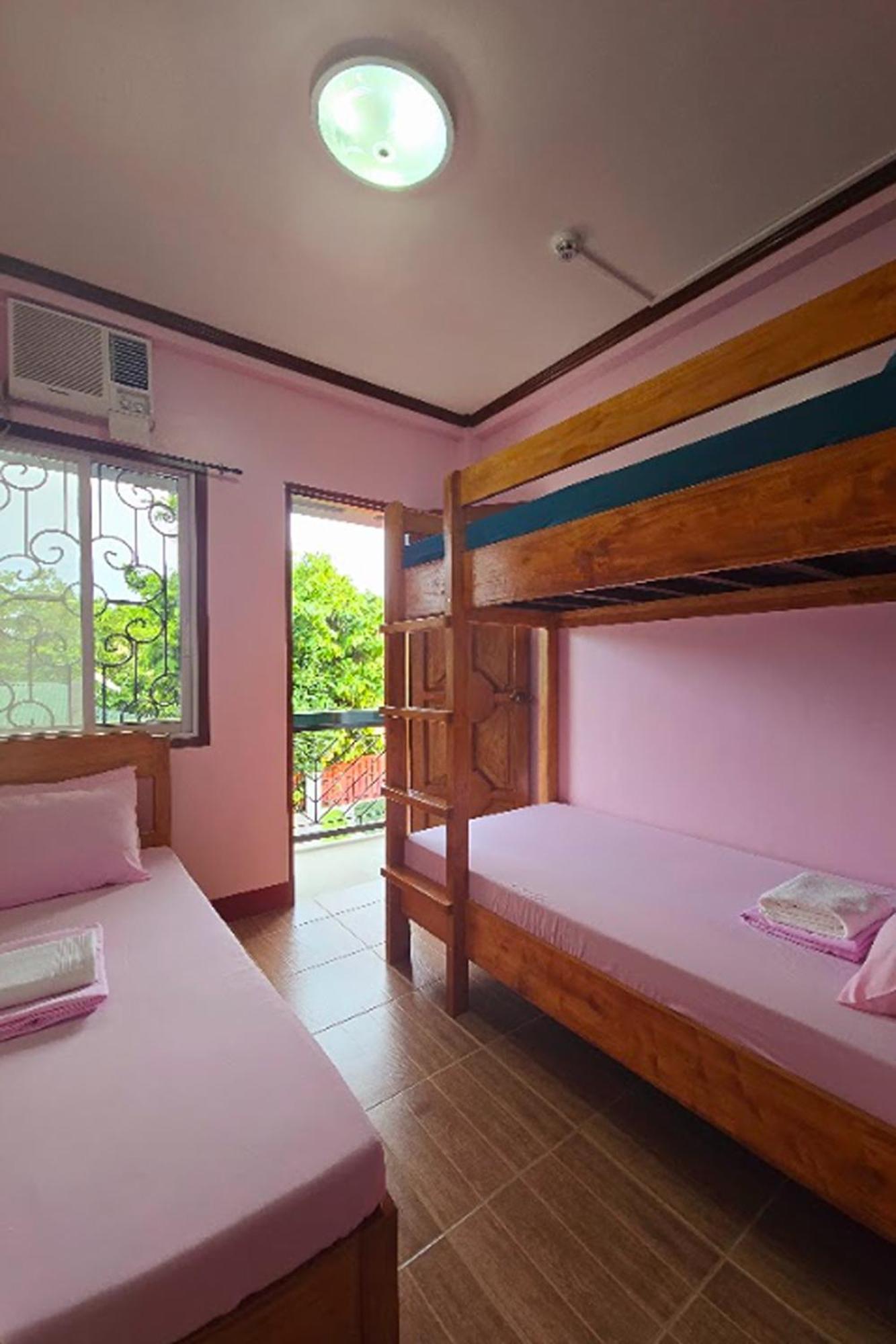 Nober Pension House City Center Puerto Princesa ภายนอก รูปภาพ